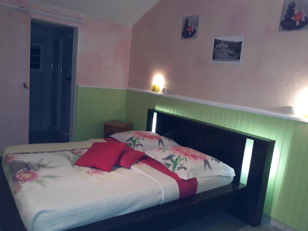 Bed and Breakfast Petite Fleur De Lentilles à Cilaos Extérieur photo
